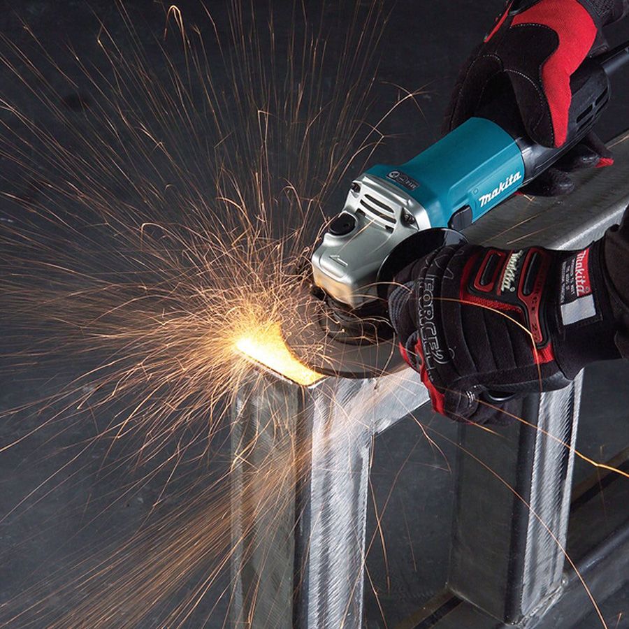 SMERIGLIATRICE MAKITA D115 Prodotti in offerta Prodotti edilizia e servizi trasporto GISA GLOBAL SERVICE a San Marcellino e in tutto il territorio nazionale